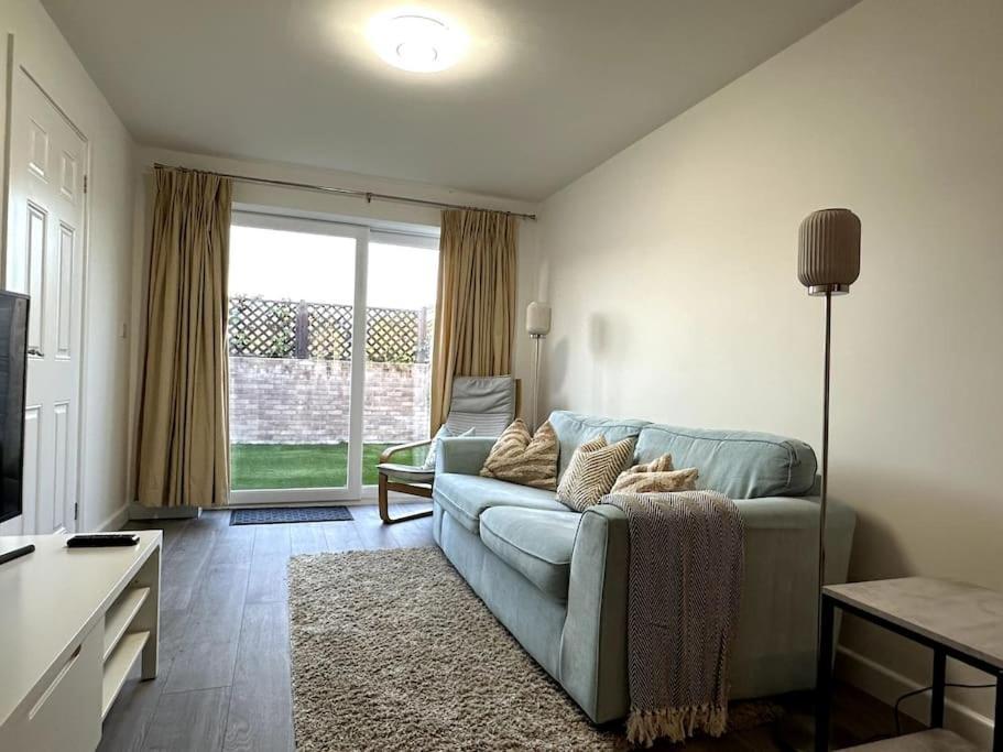 Cosy 4 Bed House In Botley, Case de vacanță Oxford